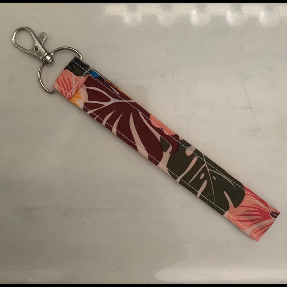 Acacia Retro paradise keychain